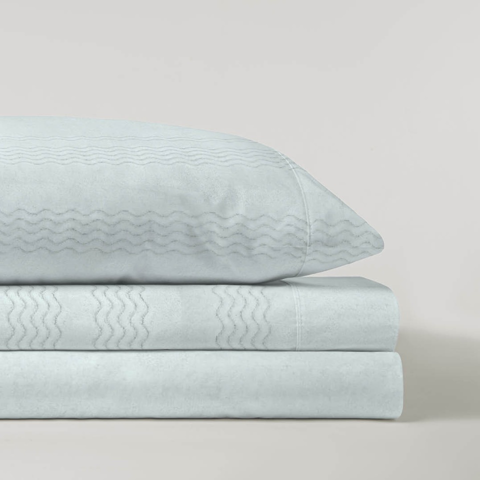 MICROLINA SERENA - COLUMBA MENTA